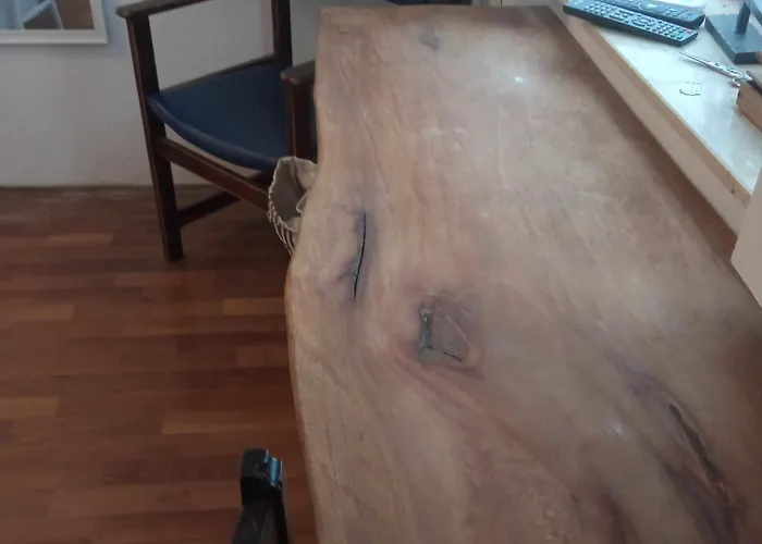 Hangulatos Kis Lakas A Belvaroshoz Koezel