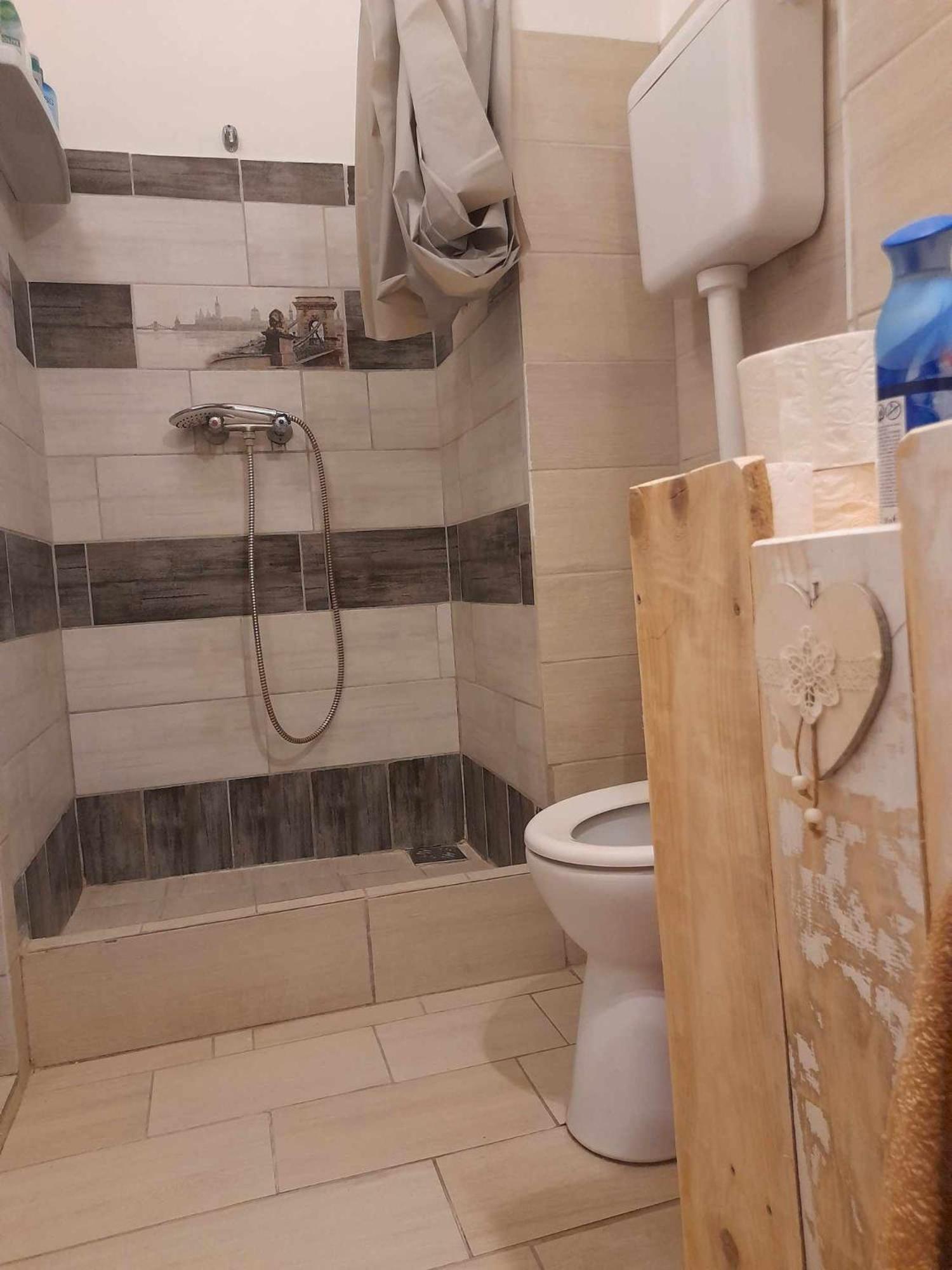 Hangulatos Kis Lakas A Belvaroshoz Koezel Apartment *