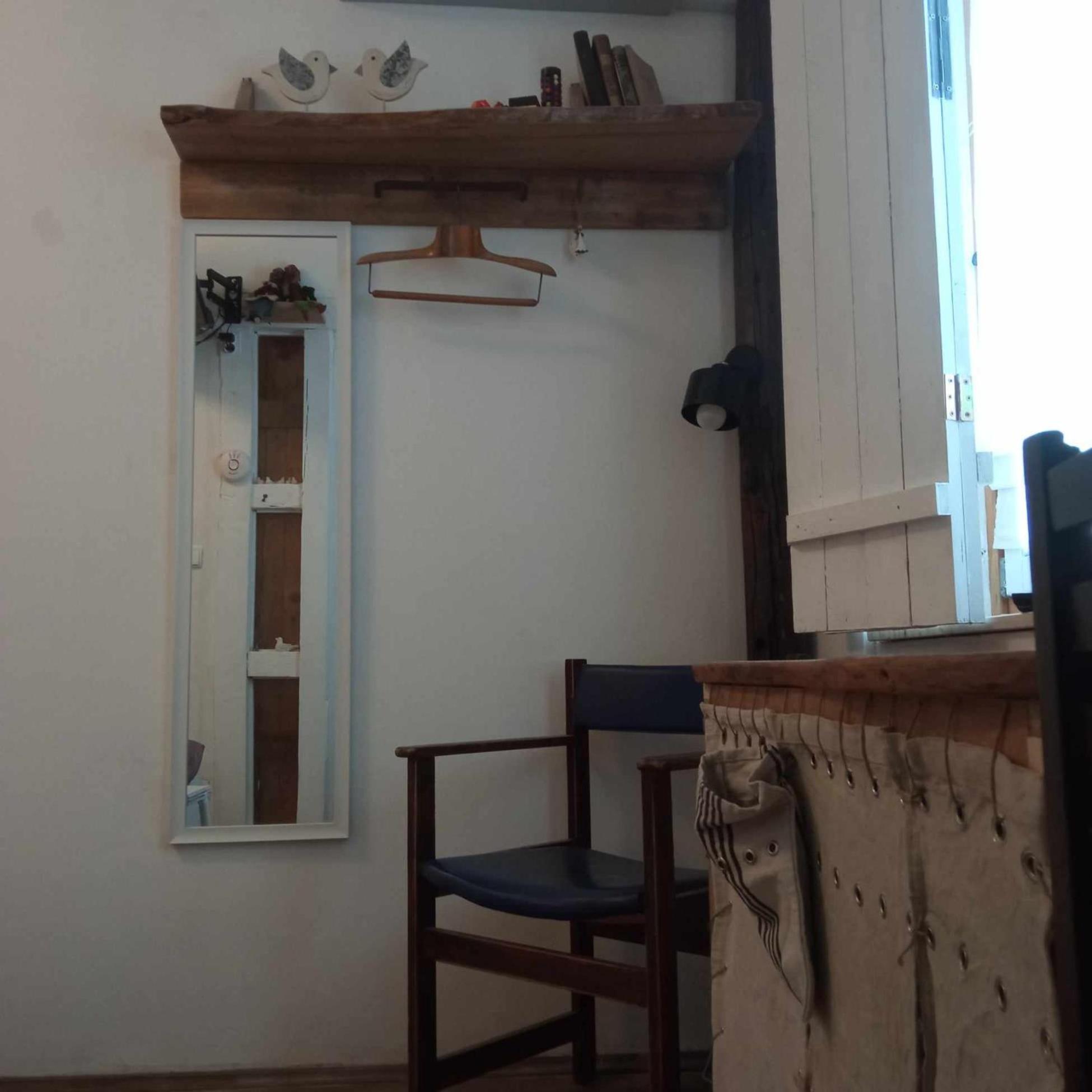 Hangulatos Kis Lakas A Belvaroshoz Koezel Apartment *